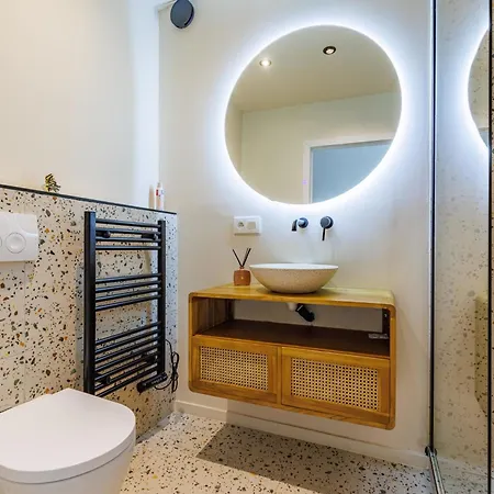 Διαμέρισμα Huswell - Modern Centrally Located In *